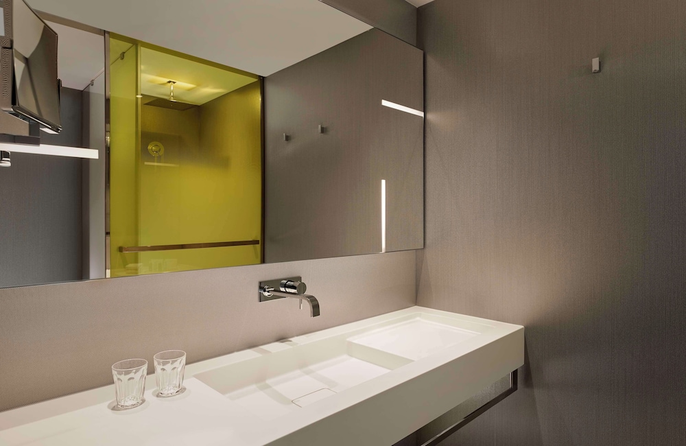 Habitación ejecutiva, 1 cama doble del hotel Park Plaza London Waterloo. Foto 4