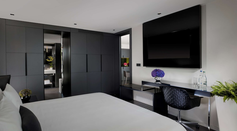 Suite, 1 cama de matrimonio grande (1 Bedroom) del hotel Park Plaza London Waterloo. Foto 1
