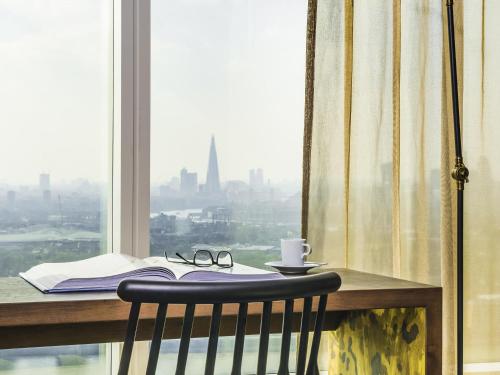 Suite Executive del hotel NOVOTEL CANARY WHARF. Foto 4