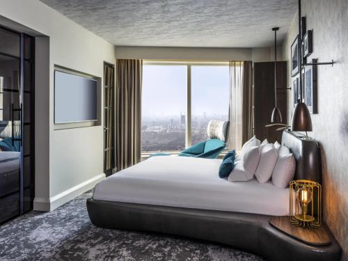 Suite Executive del hotel NOVOTEL CANARY WHARF. Foto 1