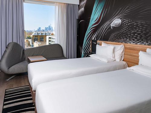 Habitación Doble Superior - 2 camas del hotel NOVOTEL CANARY WHARF. Foto 4