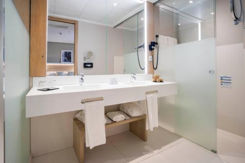 Habitación Individual Superior del hotel ZT The Golden Barcelona. Foto 4