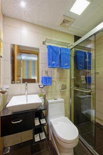 Habitación Doble Deluxe con traslado gratuito de ida y vuelta al aeropuerto 10% de descuento en alimentos y bebidas - 1 cama doble del hotel H78 Maldives. Foto 5