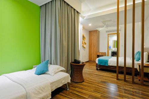 Suite Deluxe con traslado gratuito de ida y vuelta al aeropuerto y 10% de descuento en alimentos y bebidas del hotel H78 Maldives