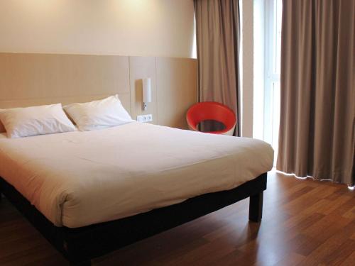Habitación Doble Estándar del hotel Ibis Dijon Sud. Foto 4
