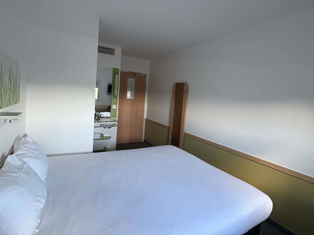 Habitación doble con una cama doble para hasta 2 personas del hotel Ibis Budget Ancenis