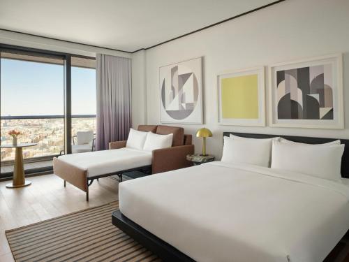 Suite Junior con balcón del hotel The William Vale. Foto 5