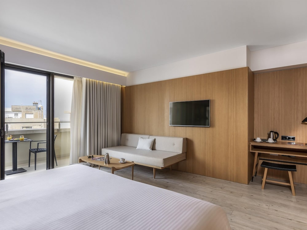 Habitación Ejecutiva del hotel Ibis Styles Heraklion Central. Foto 4