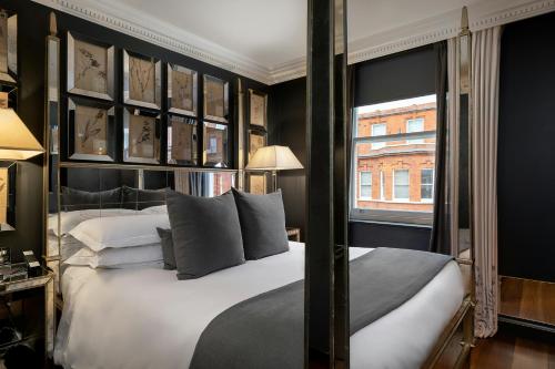 Habitación Triple del hotel The Franklin London - Starhotels Collezione. Foto 3