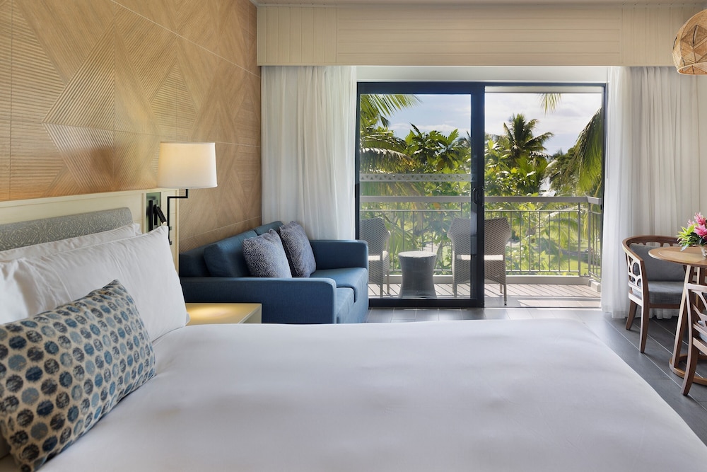 Habitación Luxury con 1 cama king size del hotel Sofitel Fiji Resort and Spa. Foto 5