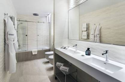 Junior suite Piscina Privada del hotel Catalonia Ronda. Foto 2