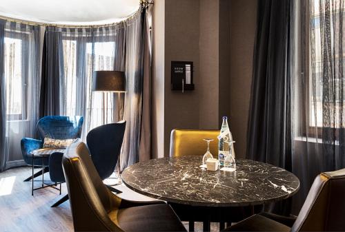 Suite del hotel Catalonia Ronda. Foto 1