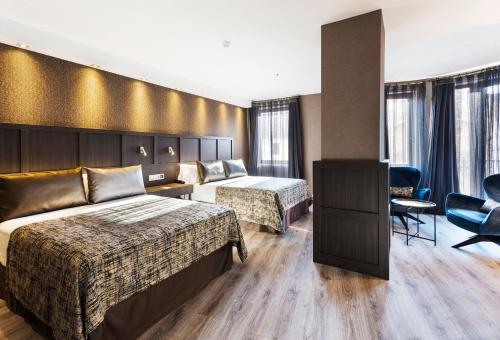 Suite del hotel Catalonia Ronda. Foto 3