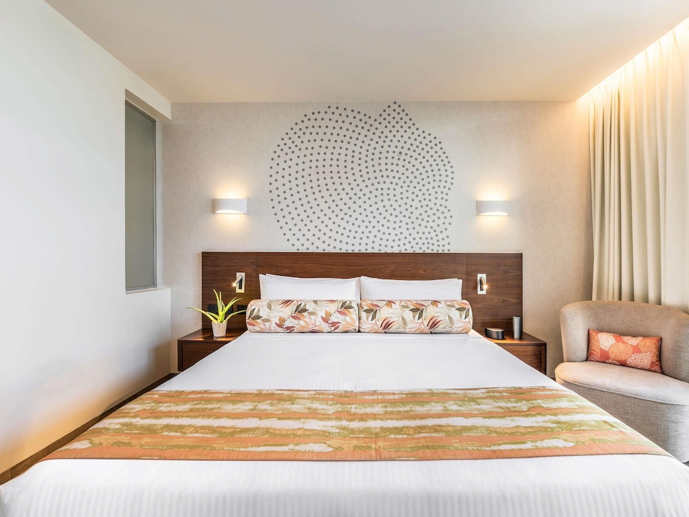 Habitación Deluxe con balcón del hotel The Retreat Palm Dubai - MGallery by Sofitel. Foto 4