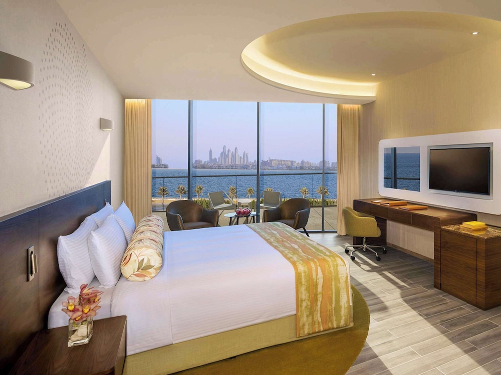 Habitación Deluxe con Balcón, Vista al Mar de Palmeras del hotel The Retreat Palm Dubai - MGallery by Sofitel. Foto 8