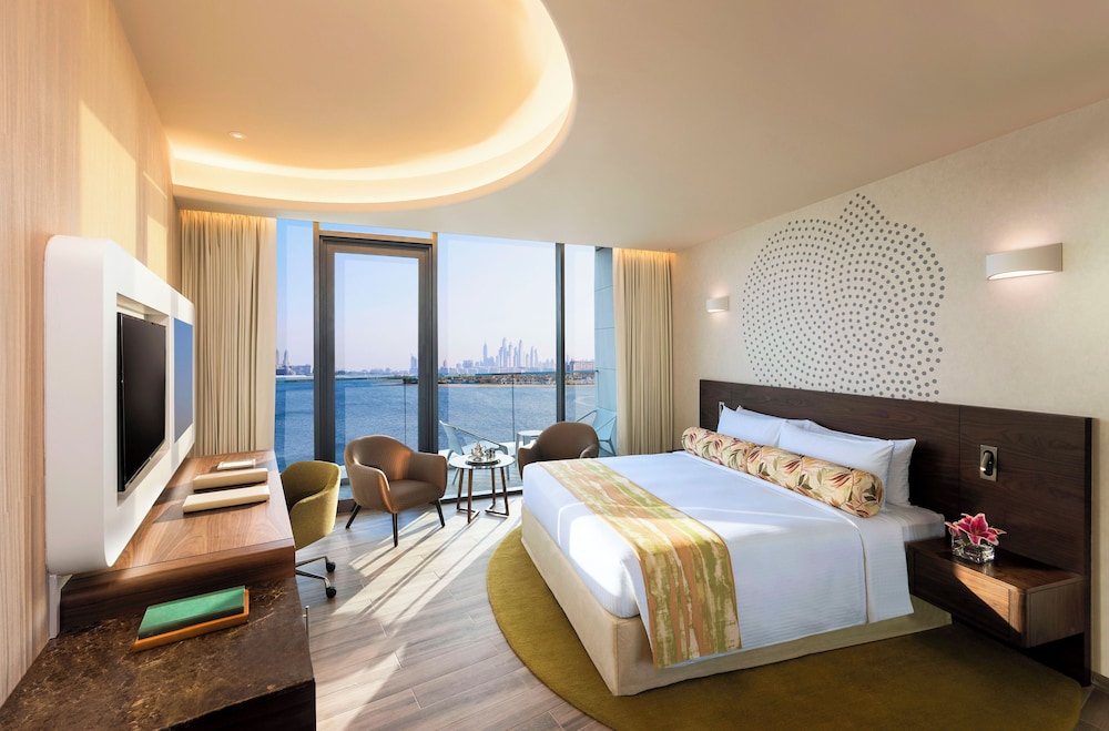 Suite Premium de un dormitorio con Balcón, Vista al Mar de Palmeras y Acceso al Salón Club del hotel The Retreat Palm Dubai - MGallery by Sofitel. Foto 2