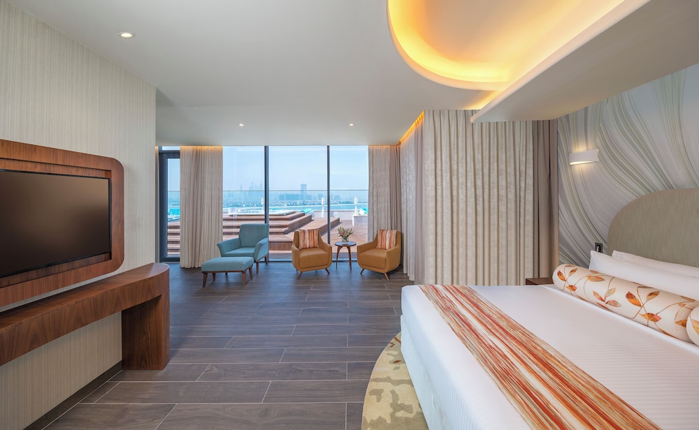 Suite Penthouse con Terraza en la Azotea, Vista al Mar de Palmeras y Acceso al Salón Club del hotel The Retreat Palm Dubai - MGallery by Sofitel. Foto 2