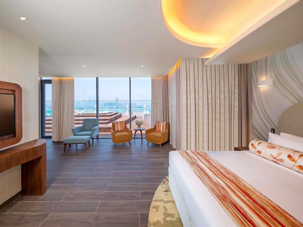 Suite Penthouse con Terraza en la Azotea, Vista al Mar de Palmeras y Acceso al Salón Club del hotel The Retreat Palm Dubai - MGallery by Sofitel. Foto 6