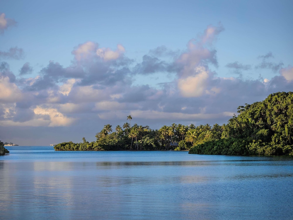Ejecutiva con Vistas al Océano y 1 Cama King del hotel Novotel Suva Lami Bay. Foto 11
