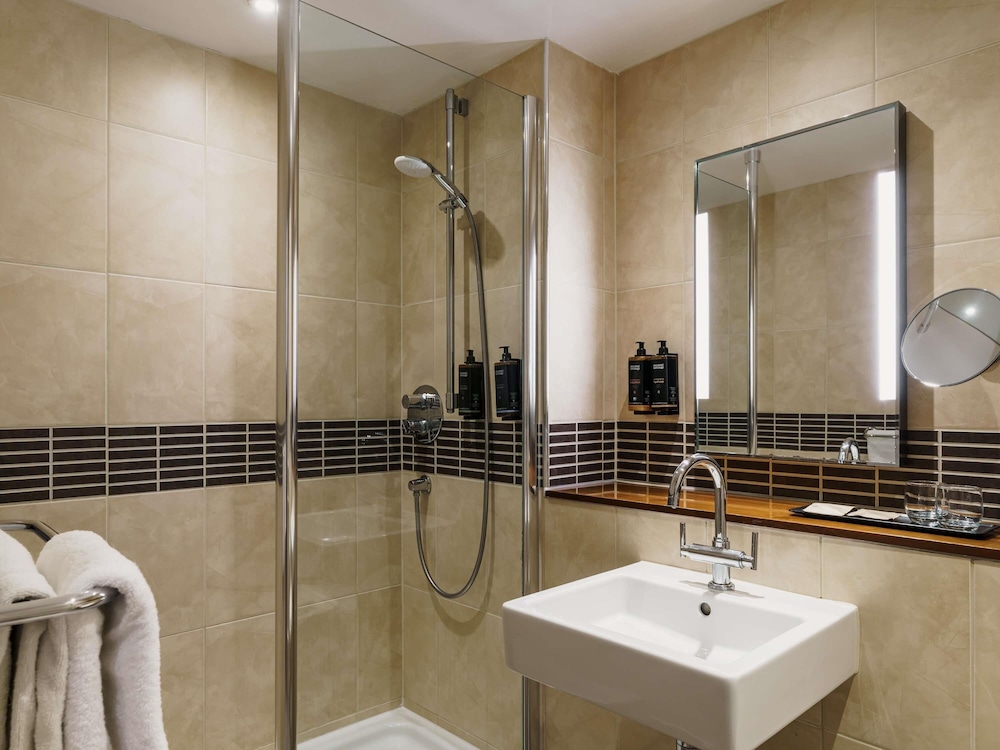 Habitación Privilegio Mercure del hotel Mercure Exeter Southgate. Foto 8