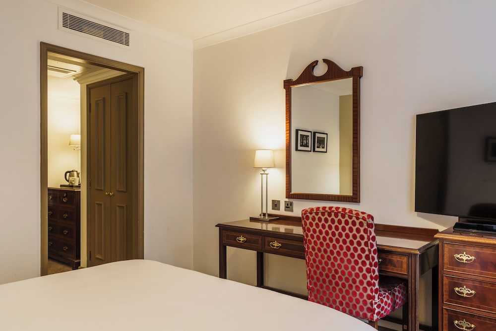 Habitación Clásica Accesible con 1 cama doble o 2 camas individuales del hotel Mercure Exeter Southgate. Foto 4