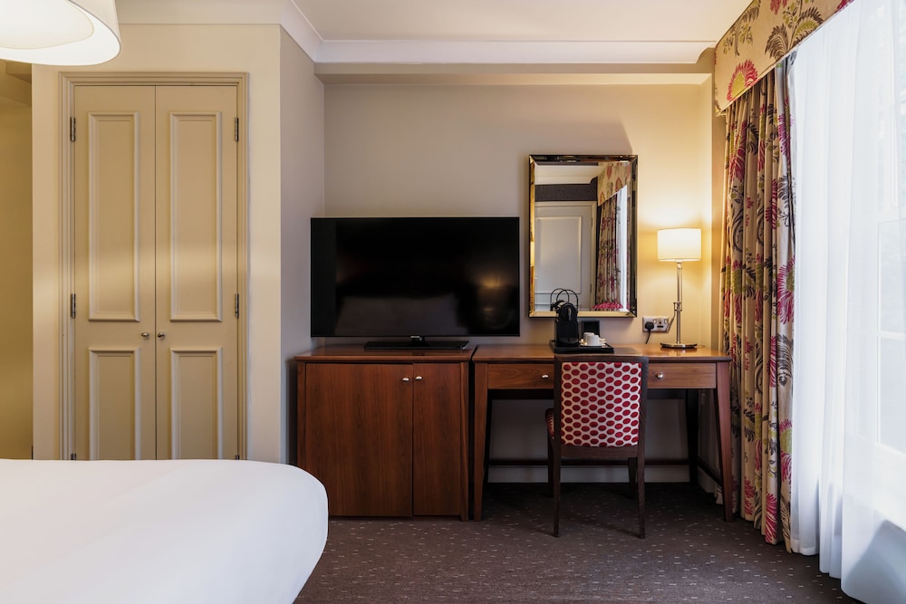 Habitación Privilegio Accesible con 1 cama doble del hotel Mercure Exeter Southgate. Foto 2