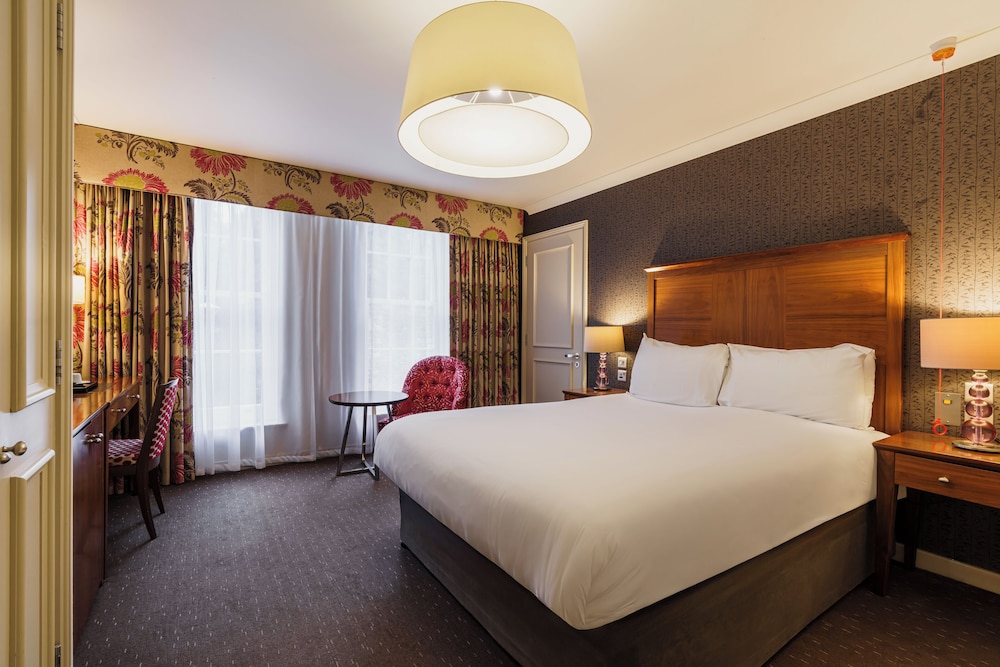 Habitación Privilegio Accesible con 1 cama doble del hotel Mercure Exeter Southgate. Foto 3