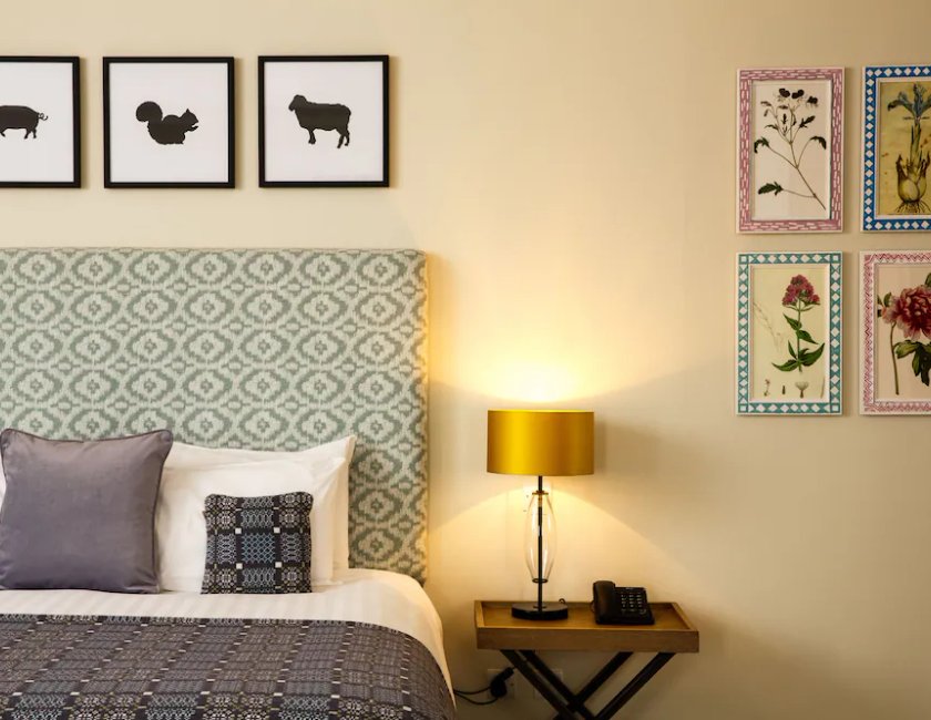 Suite Superior 1 Cama doble del hotel Mercure Gloucester Bowden Hall. Foto 2