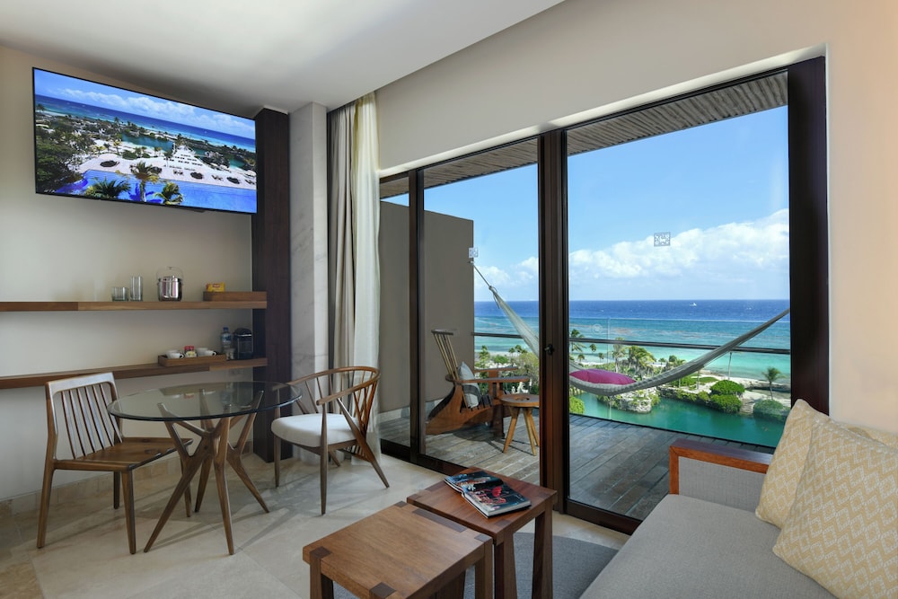 Suite familiar, frente al mar del hotel Xcaret Mexico - All Parks / All Fun Inclusive. Foto 2