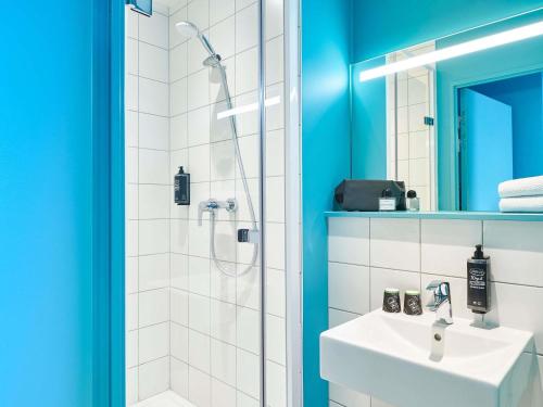 Habitacion Standard con 1 cama doble del hotel ibis budget La Rochelle Centre les Minimes. Foto 4