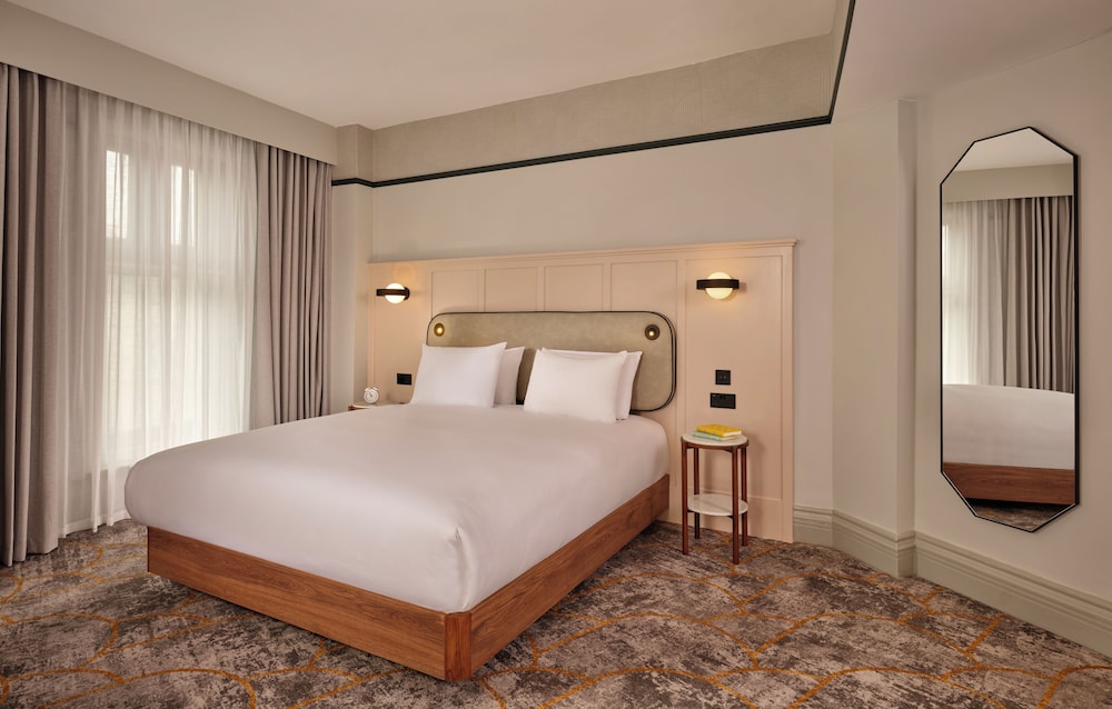 Habitación familiar con sofá - cama del hotel Mercure Leicester The Grand