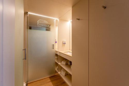 Habitación Triple del hotel Sea Porto. Foto 8