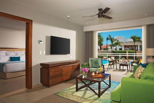 Suite Familiar Preferred Club con vistas tropicales del hotel Dreams Dominicus La Romana - All Inclusive. Foto 3
