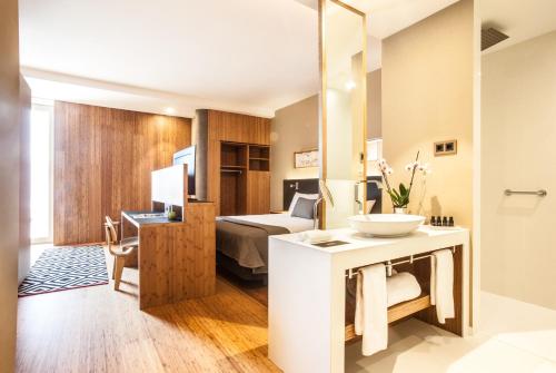 Habitación Doble Deluxe con Balcón del hotel Eurostars Barcelona Central