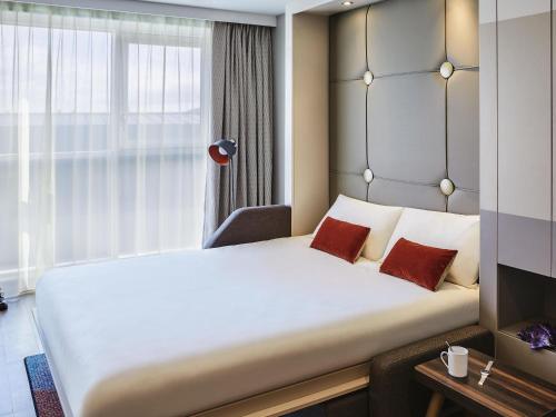 Estudio con cama doble del hotel Adagio Edinburgh Royal Mile. Foto 12