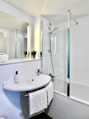 Habitación Familiar del hotel Ibis Budget Vannes Ploeren. Foto 8