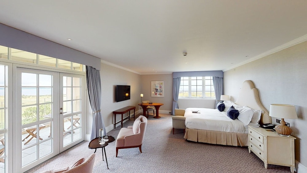 Suite, 1 cama de matrimonio grande del hotel Fairmont St Andrews. Foto 1