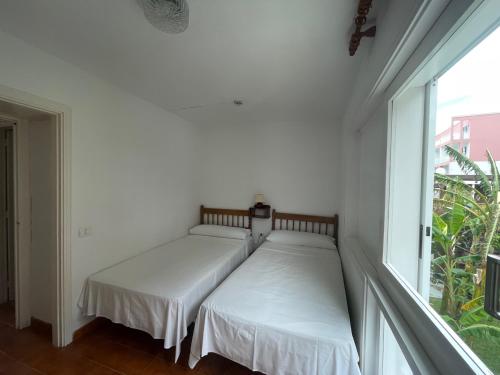 Apartamento con vistas al mar del hotel Los Tarajales. Foto 3