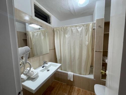 Studio with Sea View del hotel Los Tarajales. Foto 9