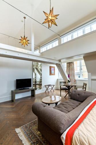 Suite Lalit del hotel The LaLiT London. Foto 1