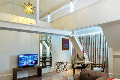 Suite Lalit del hotel The LaLiT London. Foto 4