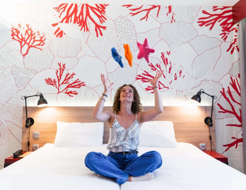 Habitación doble 2 Camas individuales del hotel Ibis Styles Barcelona City Bogatell. Foto 11