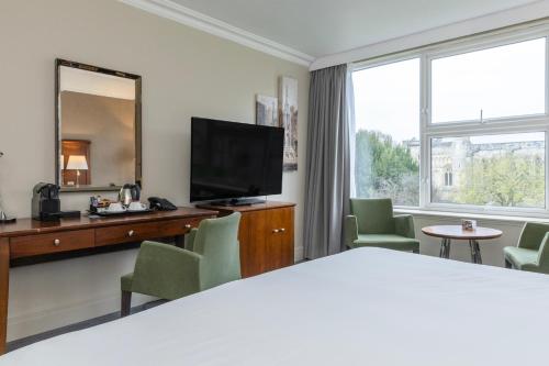 Habitación Doble Privelege del hotel Mercure Wessex Winchester. Foto 17
