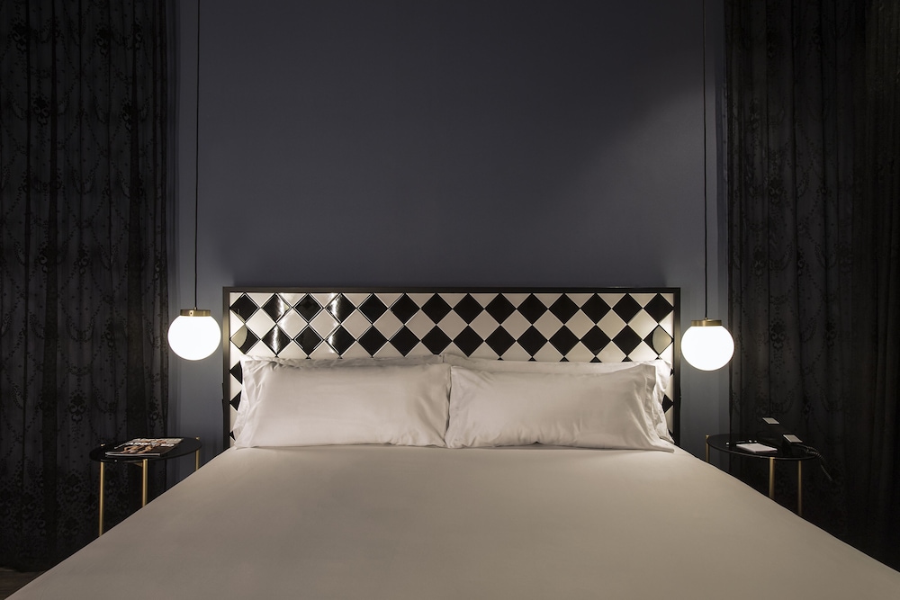 Habitación Básica del hotel Axel Madrid - Adults Only. Foto 1