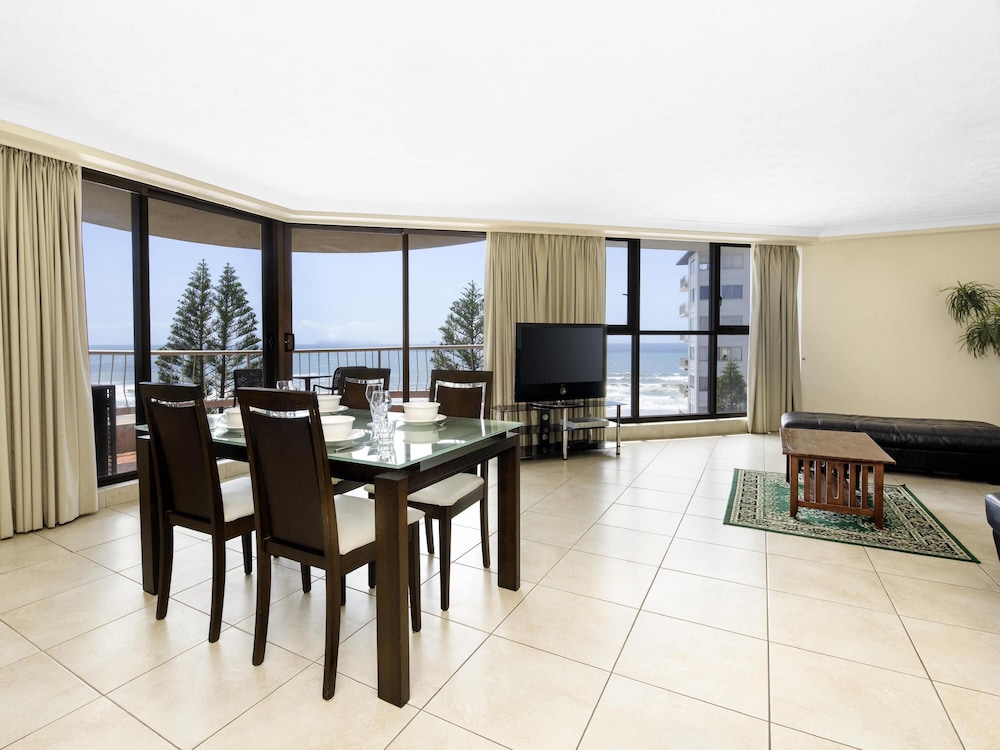 Apartamento de 2 dormitorios del hotel Breakfree Acapulco. Foto 2