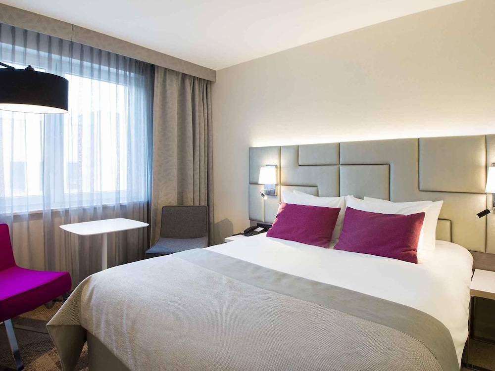 Doble clásica con cama cómoda del hotel Mercure Krakow Stare Miasto (old Town). Foto 7