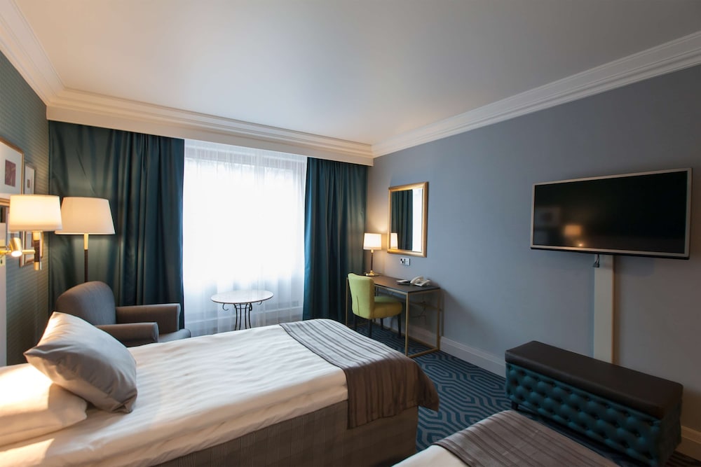 Habitación con 1 cama doble o 2 individuales del hotel Scandic Park Helsinki. Foto 4