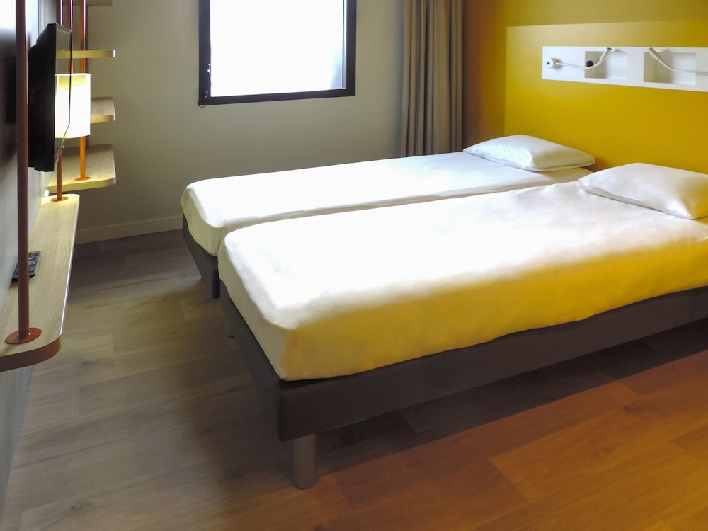 GEMELA - Habitación con 2 camas individuales del hotel Ibis Budget Perigueux Boulazac