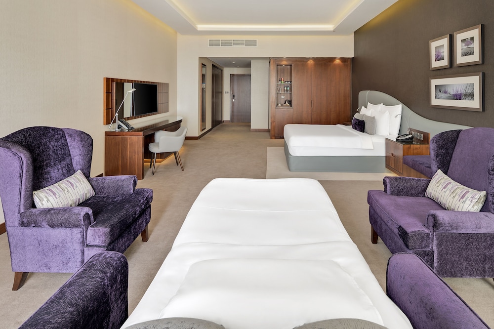 Habitación Familiar del hotel Radisson Blu Dubai Waterfront. Foto 3