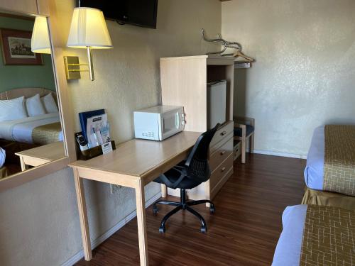 Habitación con 2 camas grandes - No fumadores del hotel Travelodge by Wyndham Holbrook. Foto 5